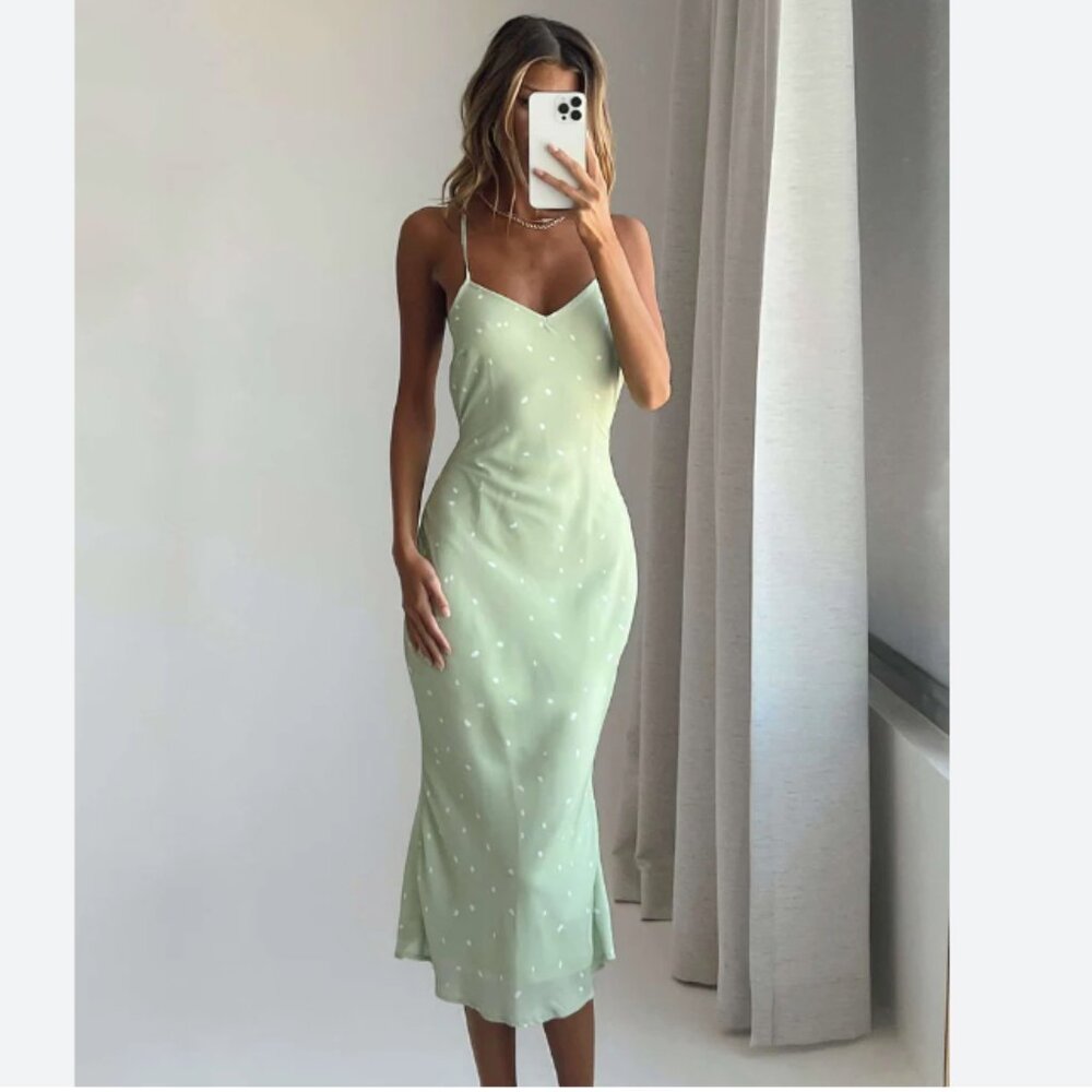 Princess Polly Midi Dress 2 Pastel Polka Dot